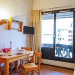 Le Triolet-6 By Interhome Апартаменты Шамони